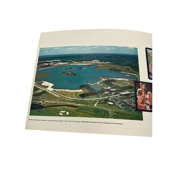 1972 Walt Disney World Souvenir Book Vintage Magic Kingdom Polynesian Village - Picture 3 of 10